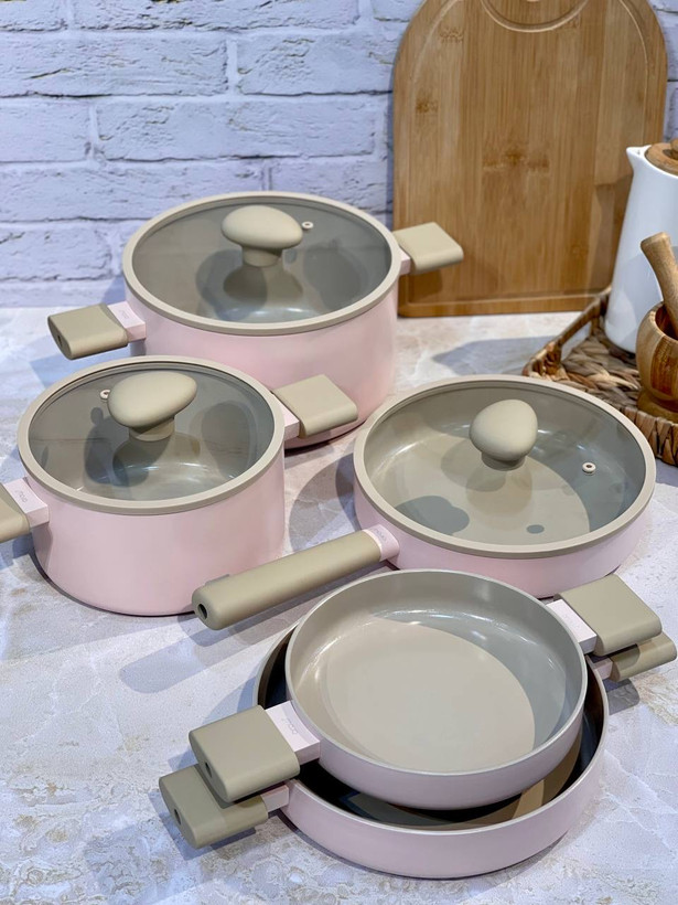 سرویس قابلمه 8 پارچه بدون روغن رنگ صورتی Pro Chef cooker محصول arow ترکیه