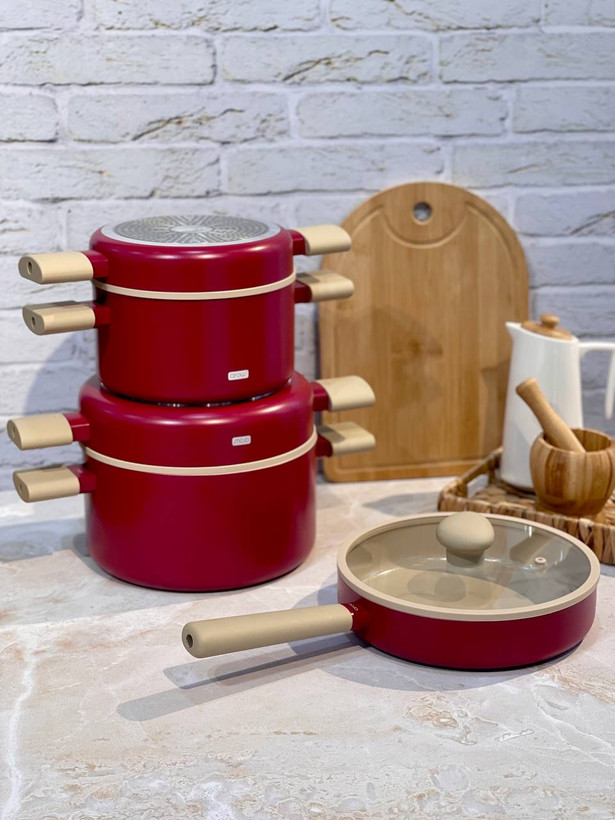 سرویس قابلمه 8 پارچه بدون روغن رنگ قرمز Pro Chef cooker محصول arow ترکیه