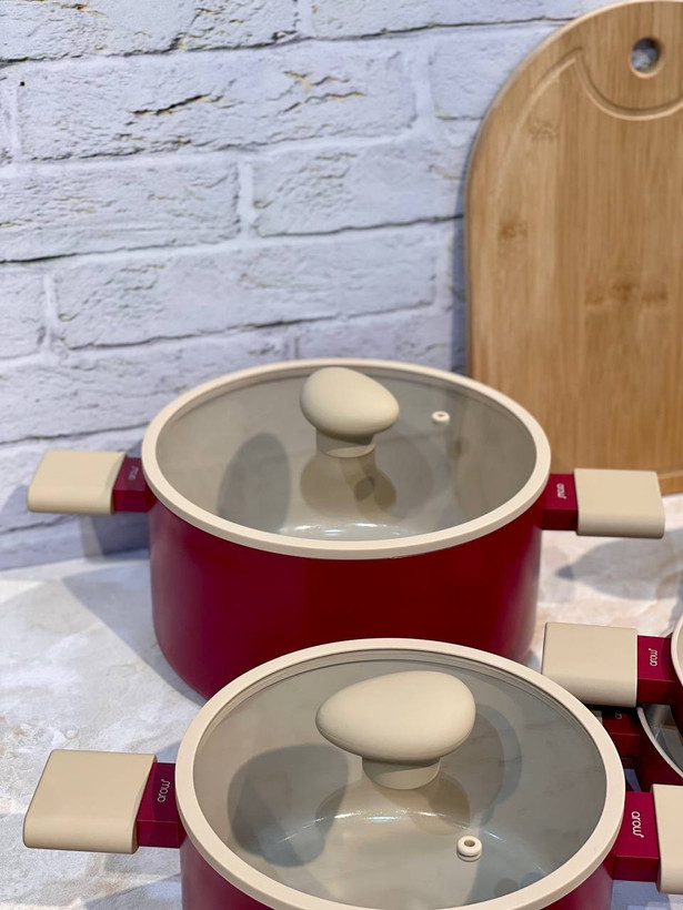 سرویس قابلمه 8 پارچه بدون روغن رنگ قرمز Pro Chef cooker محصول arow ترکیه