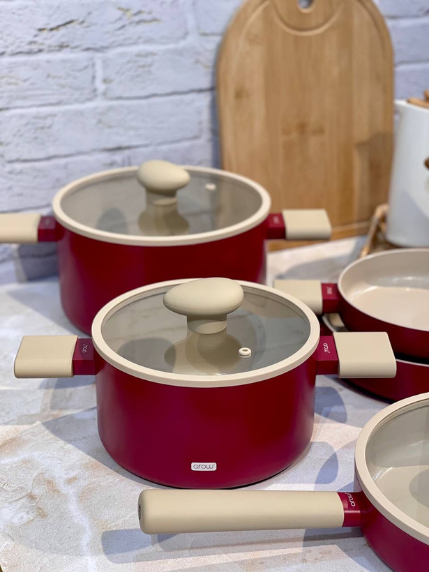 سرویس قابلمه 8 پارچه بدون روغن رنگ قرمز Pro Chef cooker محصول arow ترکیه