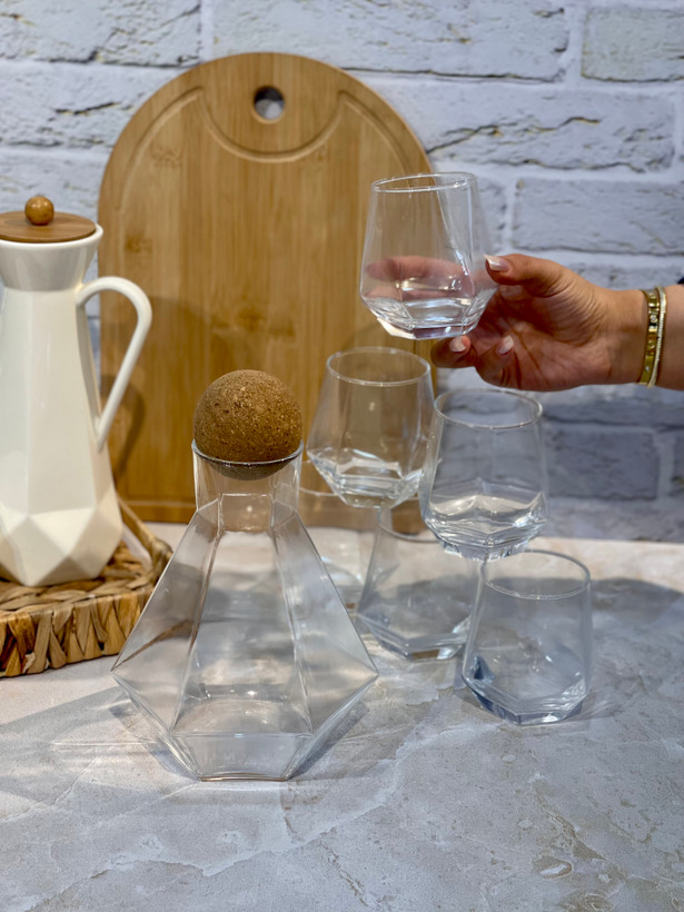 پارچ و لیوان شش ضلعی محصول وارداتی Deli Glass