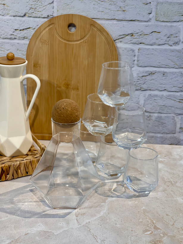 پارچ و لیوان شش ضلعی محصول وارداتی Deli Glass