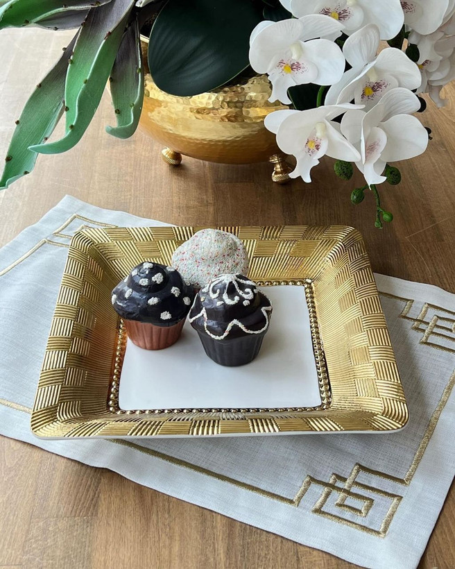 آیتم های ست پذیرایی چهارگوش Carmen Royal محصول acar ترکی جنس:چینی پورسلن دکور شده با طلای واقعی