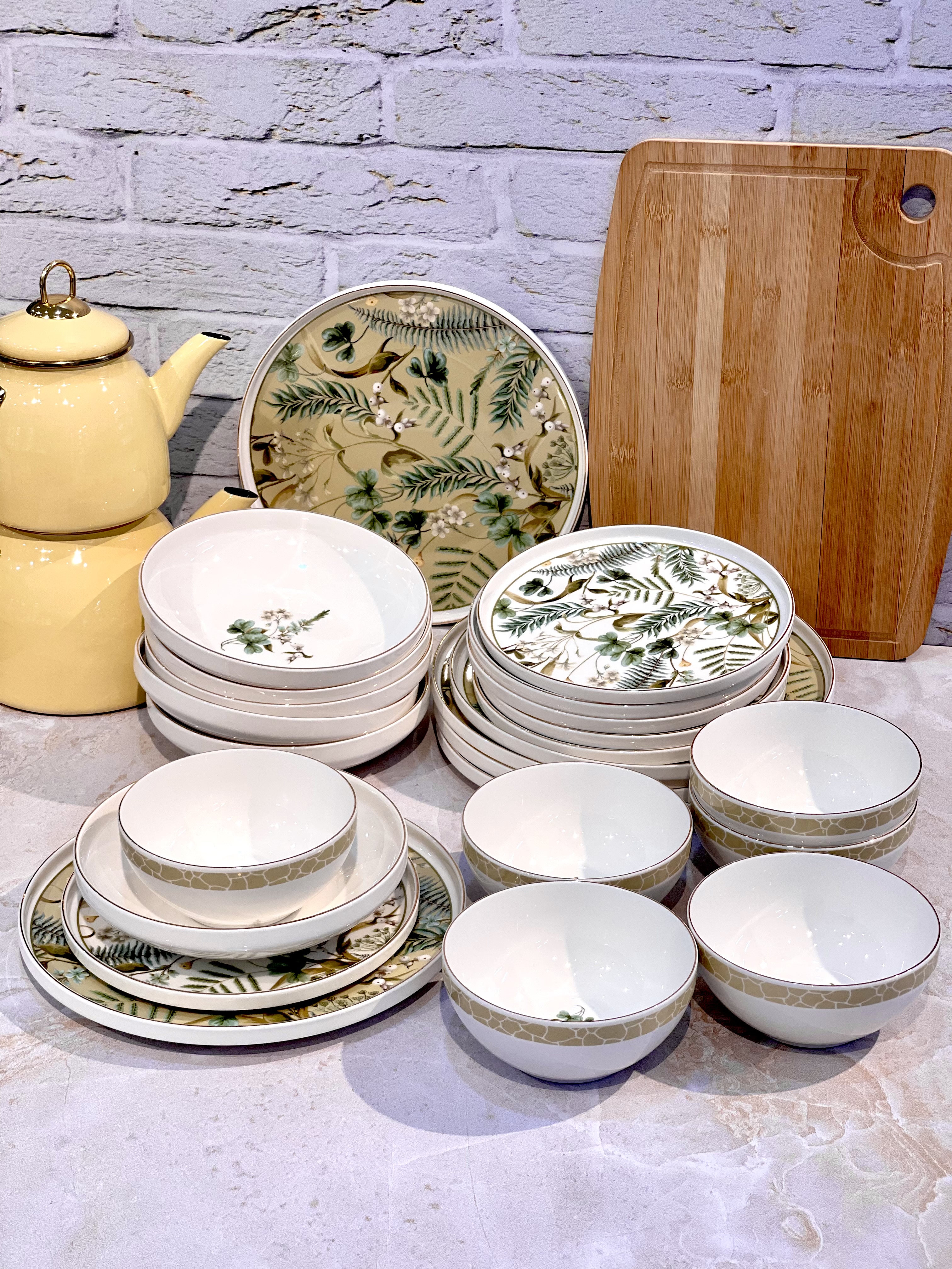 سرویس غذا خوری  green محصول وارداتی Gupan
